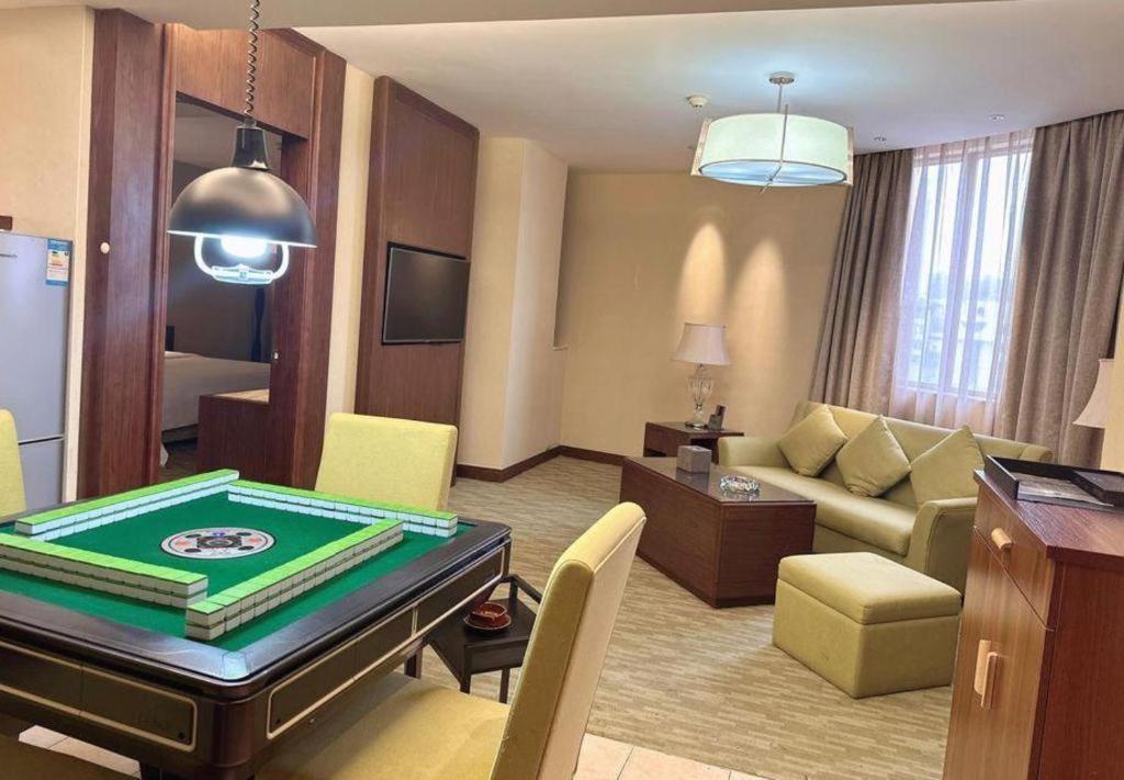 New Regent Hotel Huizhou  Exterior foto